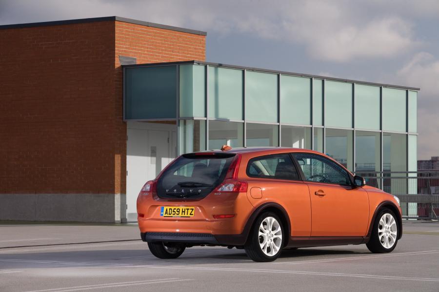  Volvo C30 2009 года  (фото 92 из 92)